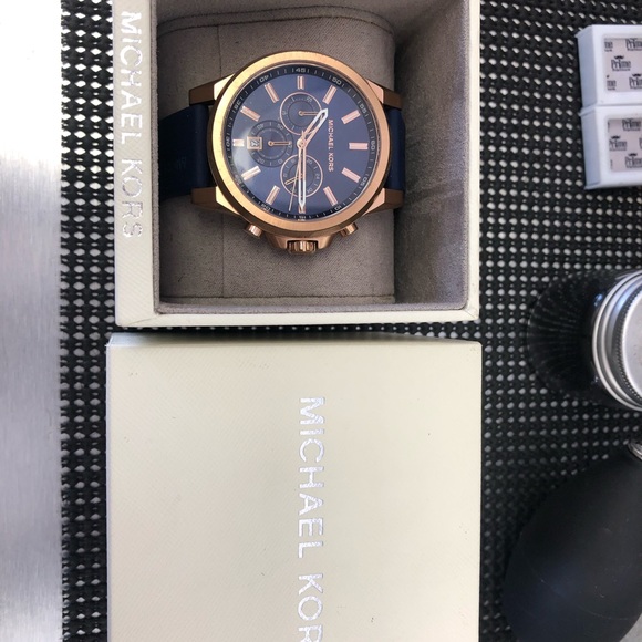MK watch - Picture 1 of 1